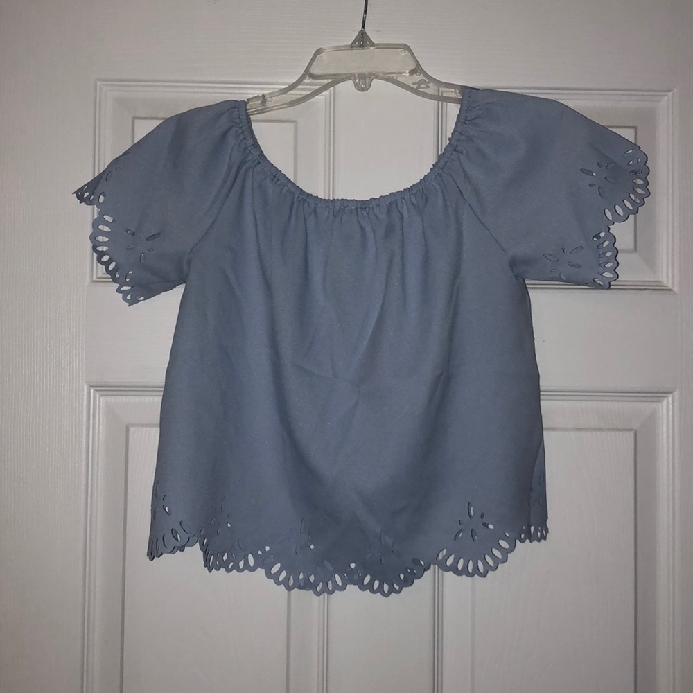 Crepe paper top